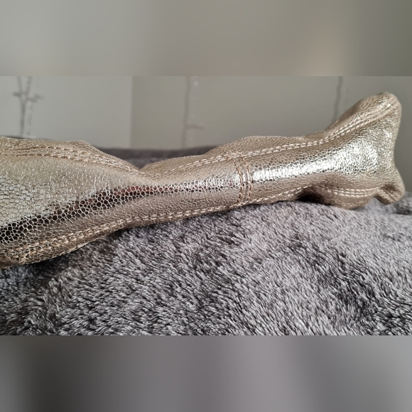 RARE Coach Gold Metallic Purse - Picture 12 of 12